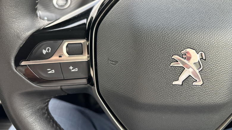 Peugeot 2008 1.2 PureTech Active Premium+ 5dr Petrol Estate